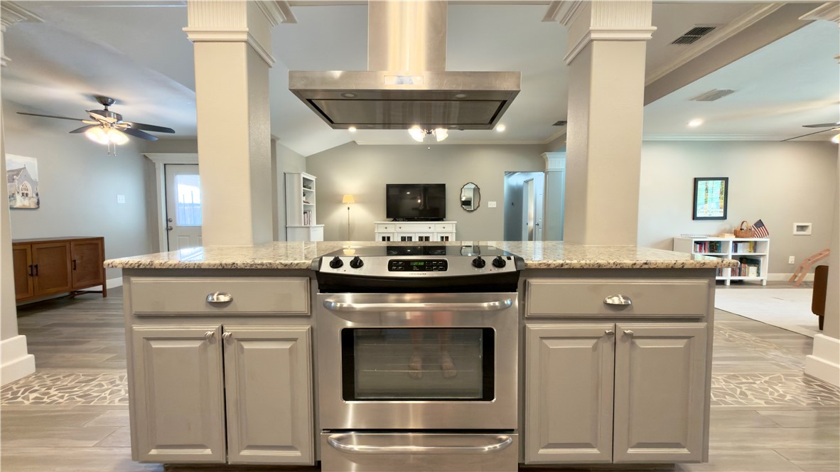 638 Moray Place Corpus Christi TX 78411