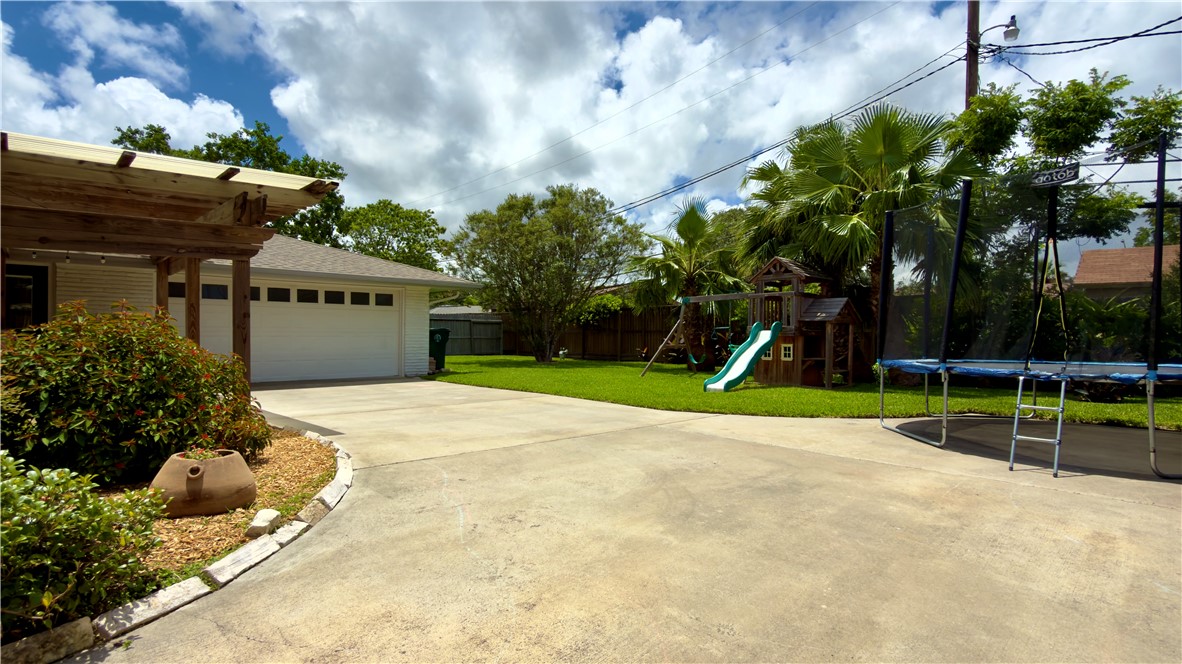 638 Moray Place Corpus Christi TX 78411