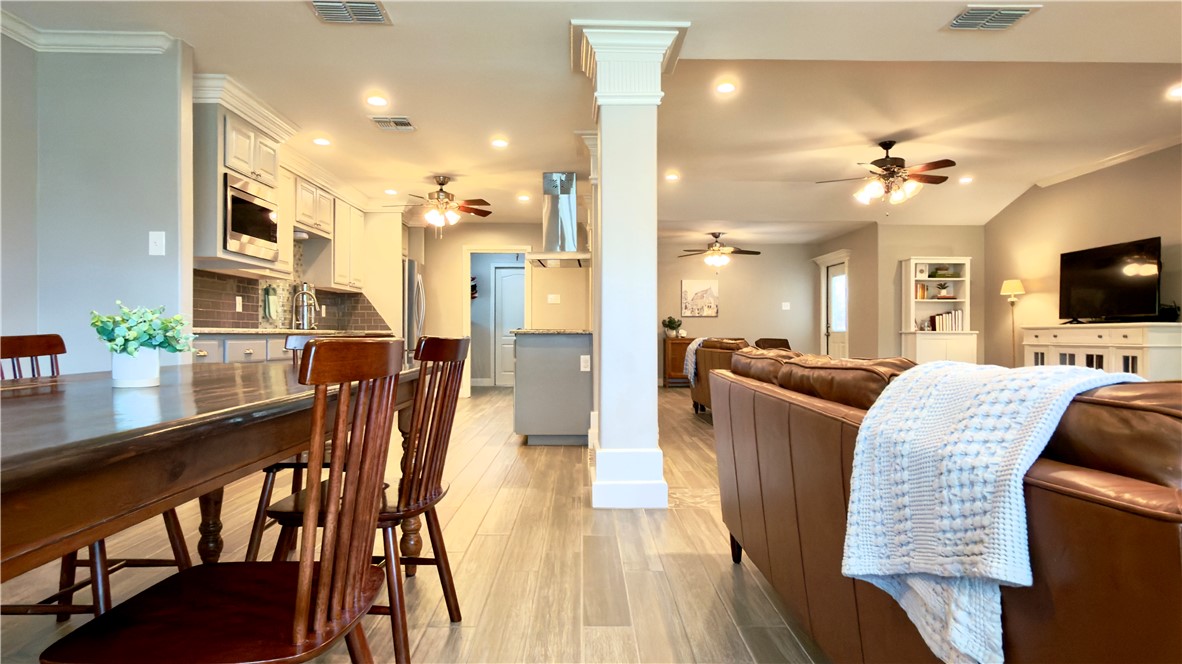 638 Moray Place Corpus Christi TX 78411