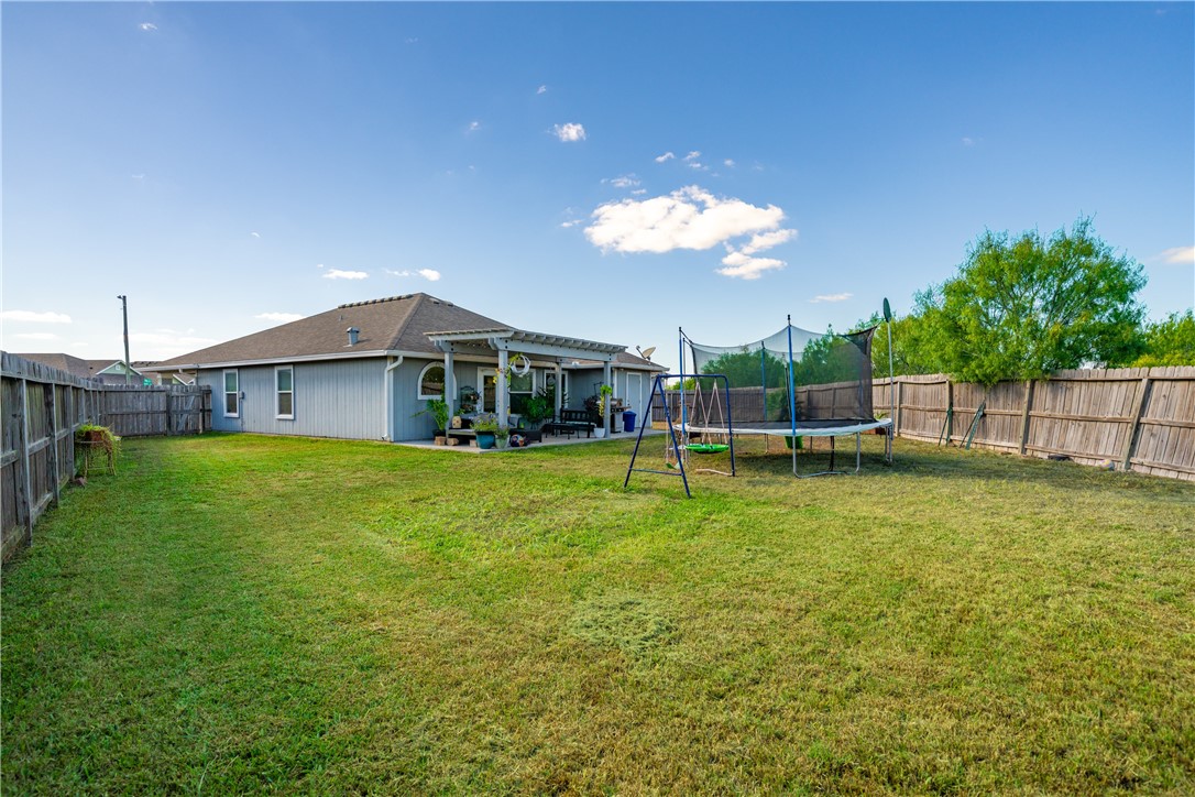 7442 Russ Corpus Christi TX 78414