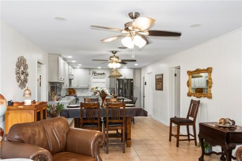 155 Harbor Mathis TX 78368