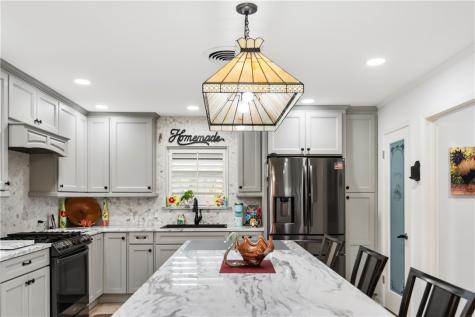 155 Harbor Mathis TX 78368