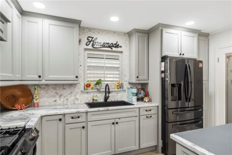 155 Harbor Mathis TX 78368