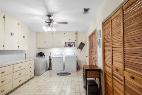 155 Harbor Mathis TX 78368
