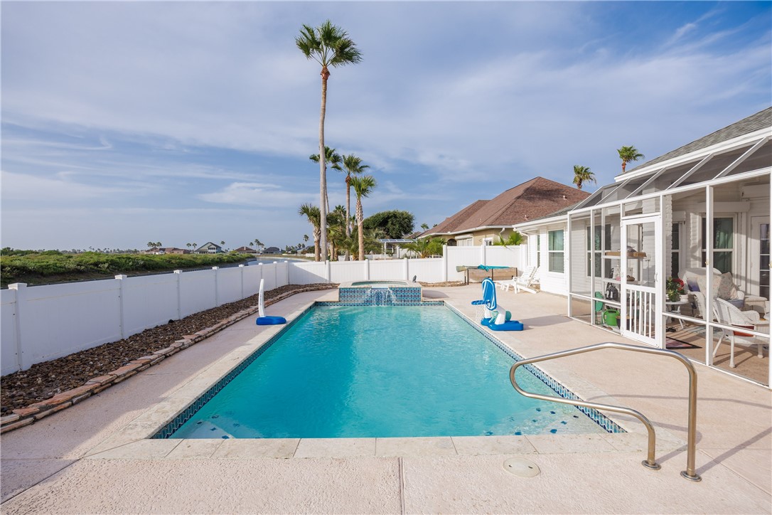 14846 Dasmarinas Drive Corpus Christi TX 78418