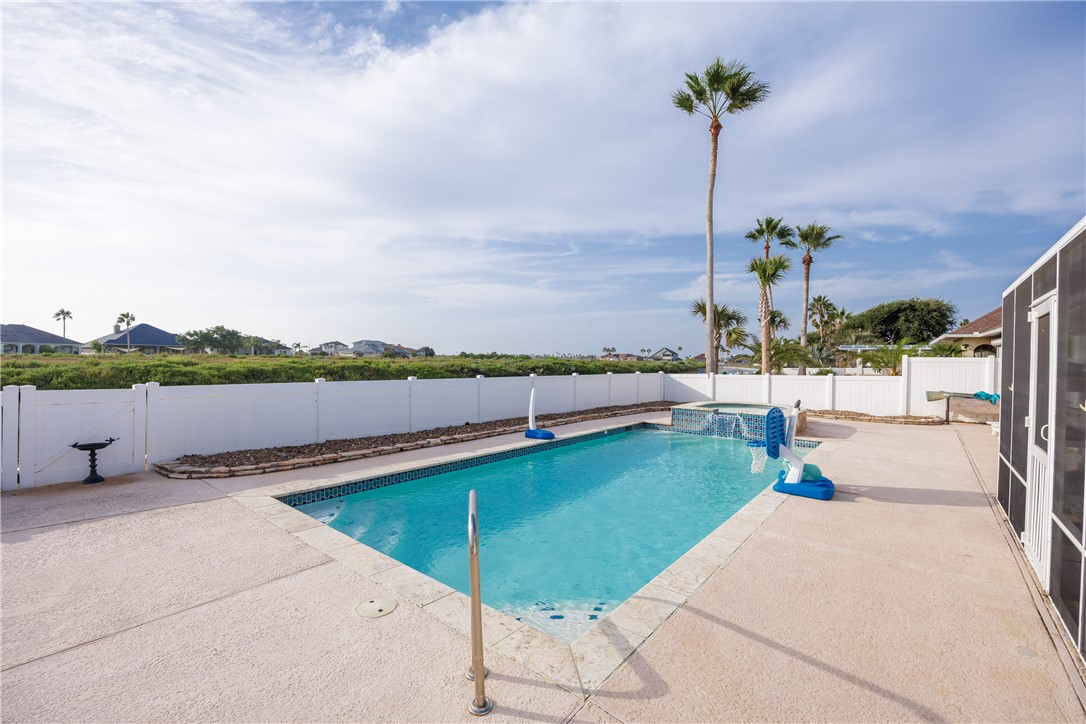 14846 Dasmarinas Drive Corpus Christi TX 78418