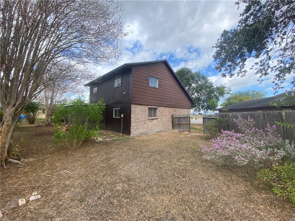 5813 Crest Circle Corpus Christi TX 78415