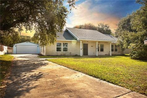 1045 S Saunders Street Aransas Pass TX 78336