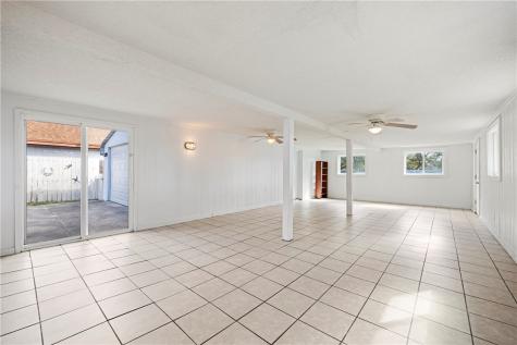 1045 S Saunders Street Aransas Pass TX 78336