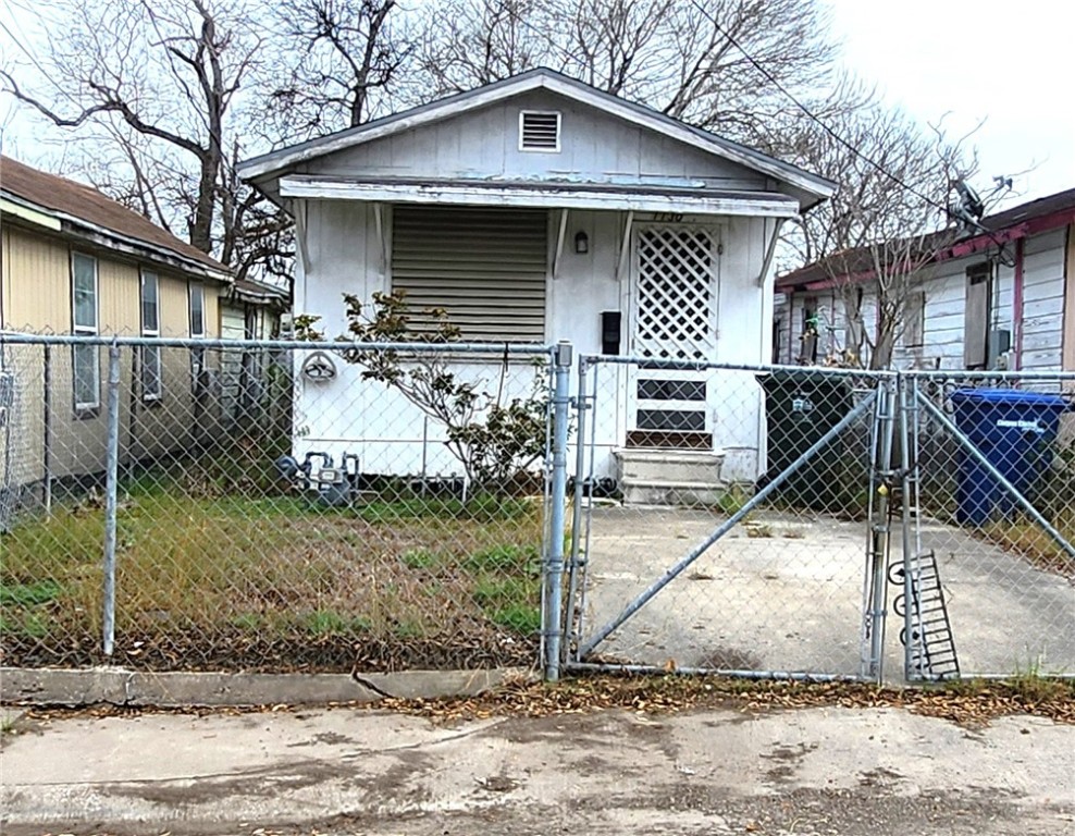 1130 Verbena Street Corpus Christi TX 78405