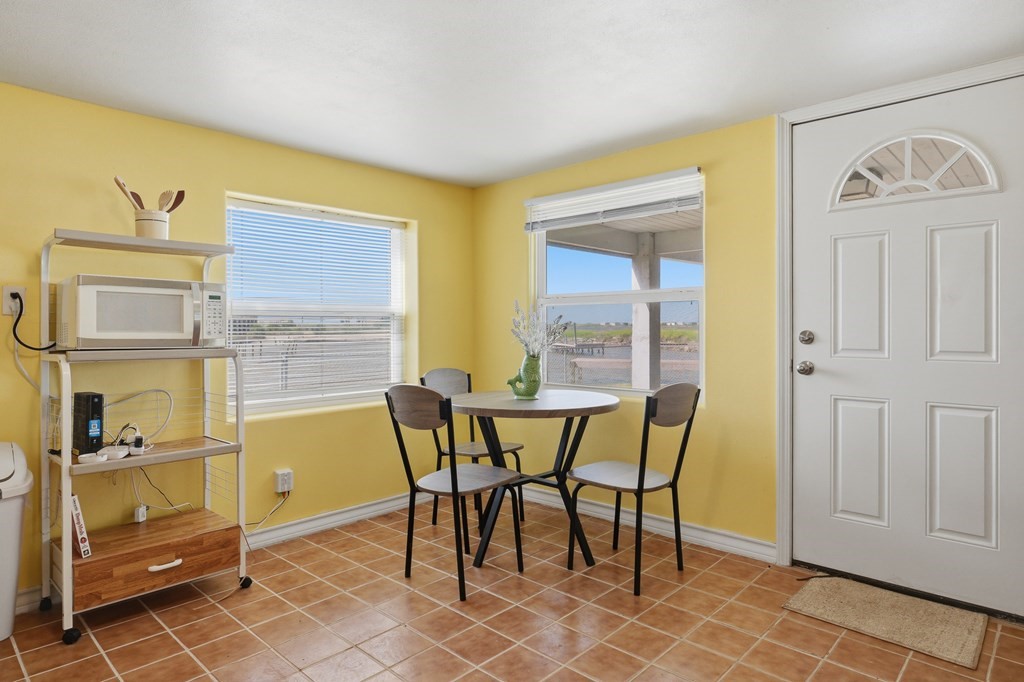 554 Copano Cove Rockport TX 78382