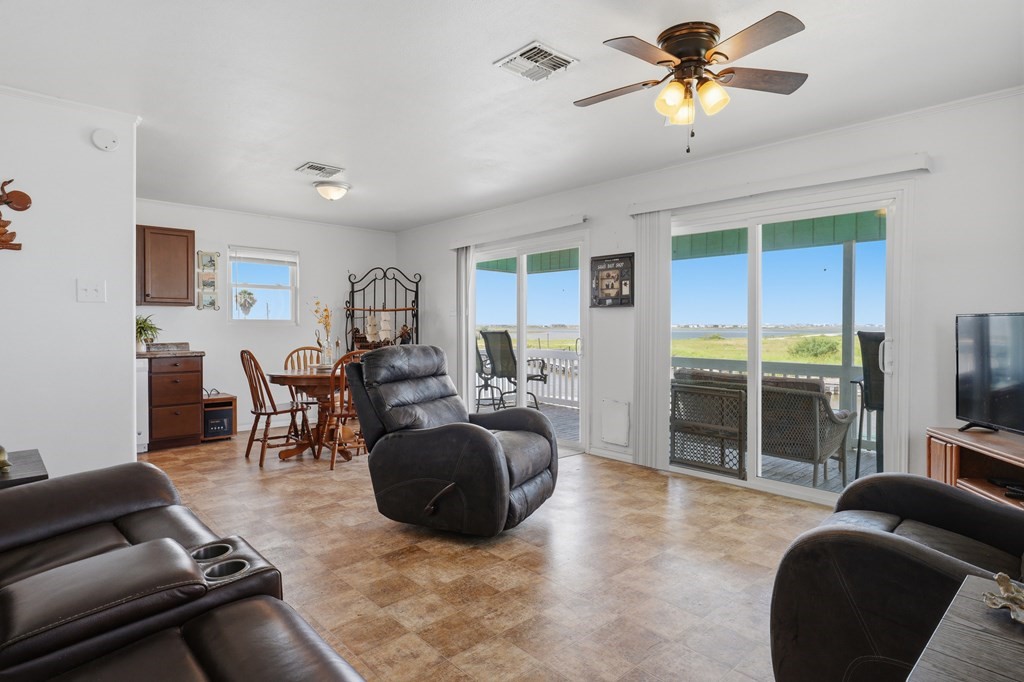 554 Copano Cove Rockport TX 78382