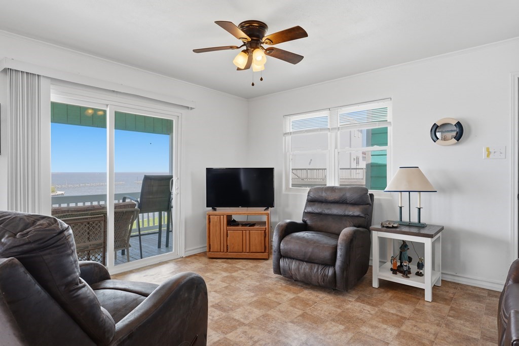554 Copano Cove Rockport TX 78382