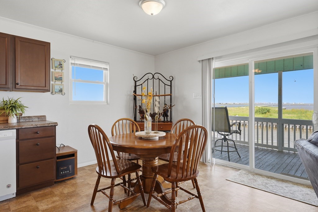 554 Copano Cove Rockport TX 78382