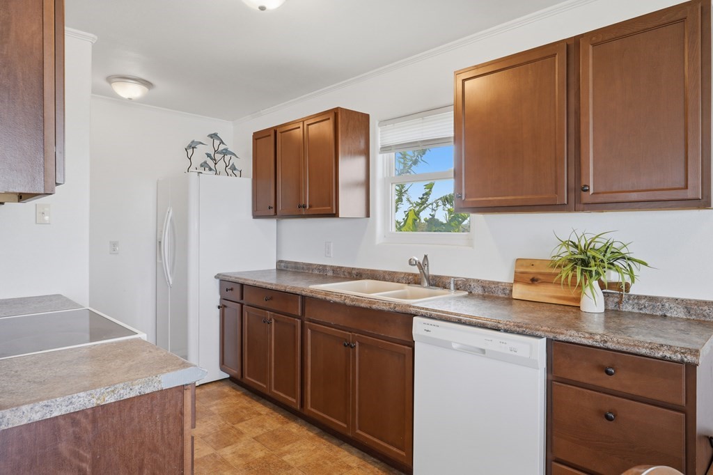 554 Copano Cove Rockport TX 78382