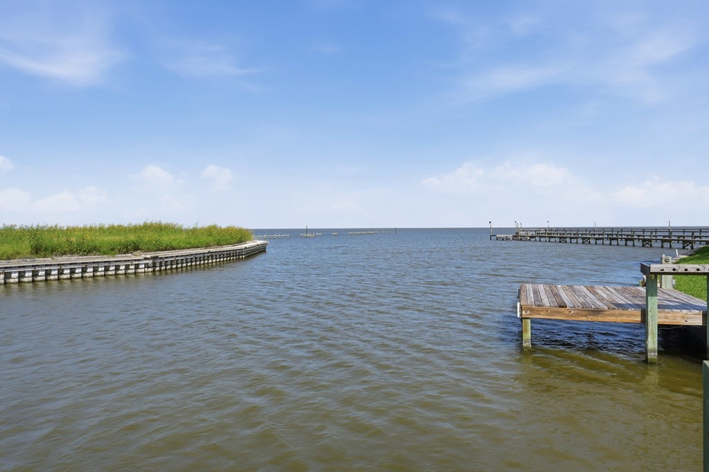 554 Copano Cove Rockport TX 78382