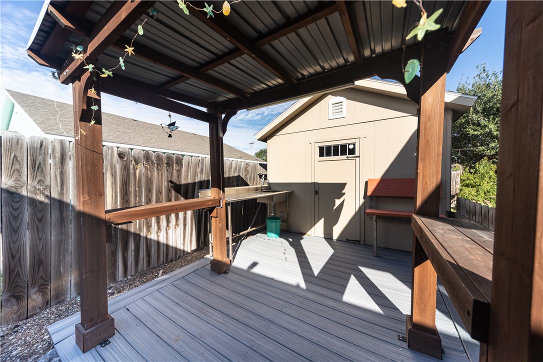 1142 Patton Street Rockport TX 78382