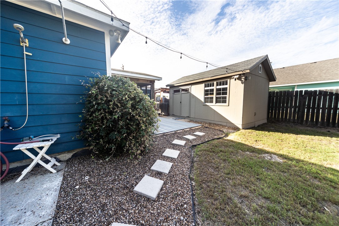 1142 Patton Street Rockport TX 78382