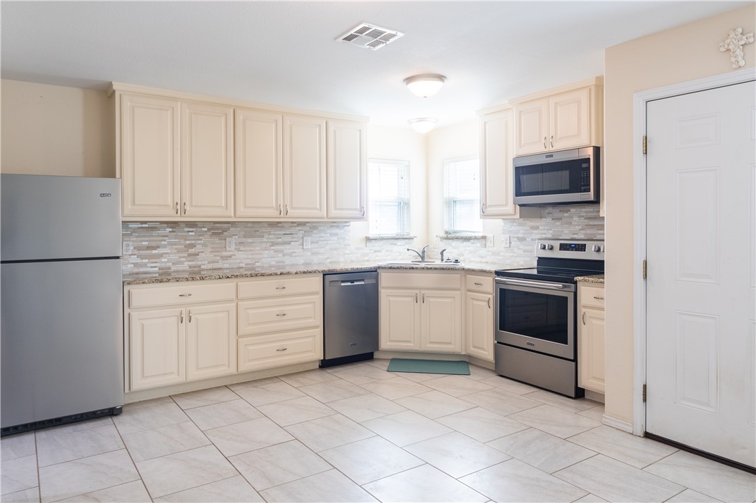 1142 Patton Street Rockport TX 78382
