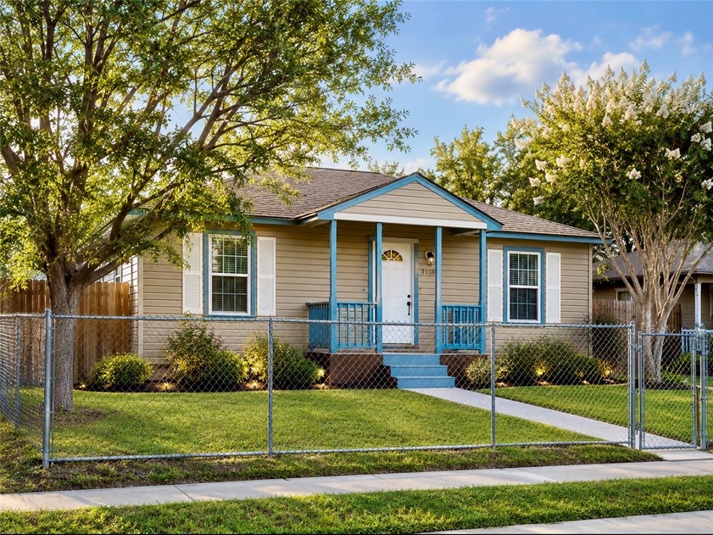 4305 Willow Street Corpus Christi TX 78411