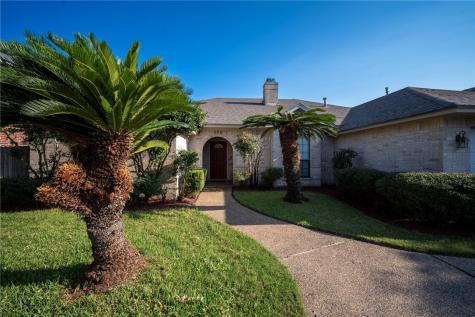 308 Sea Gate Drive Portland TX 78374