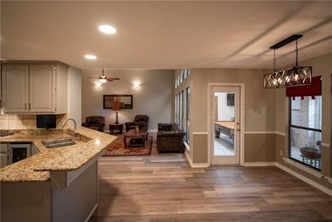 308 Sea Gate Drive Portland TX 78374