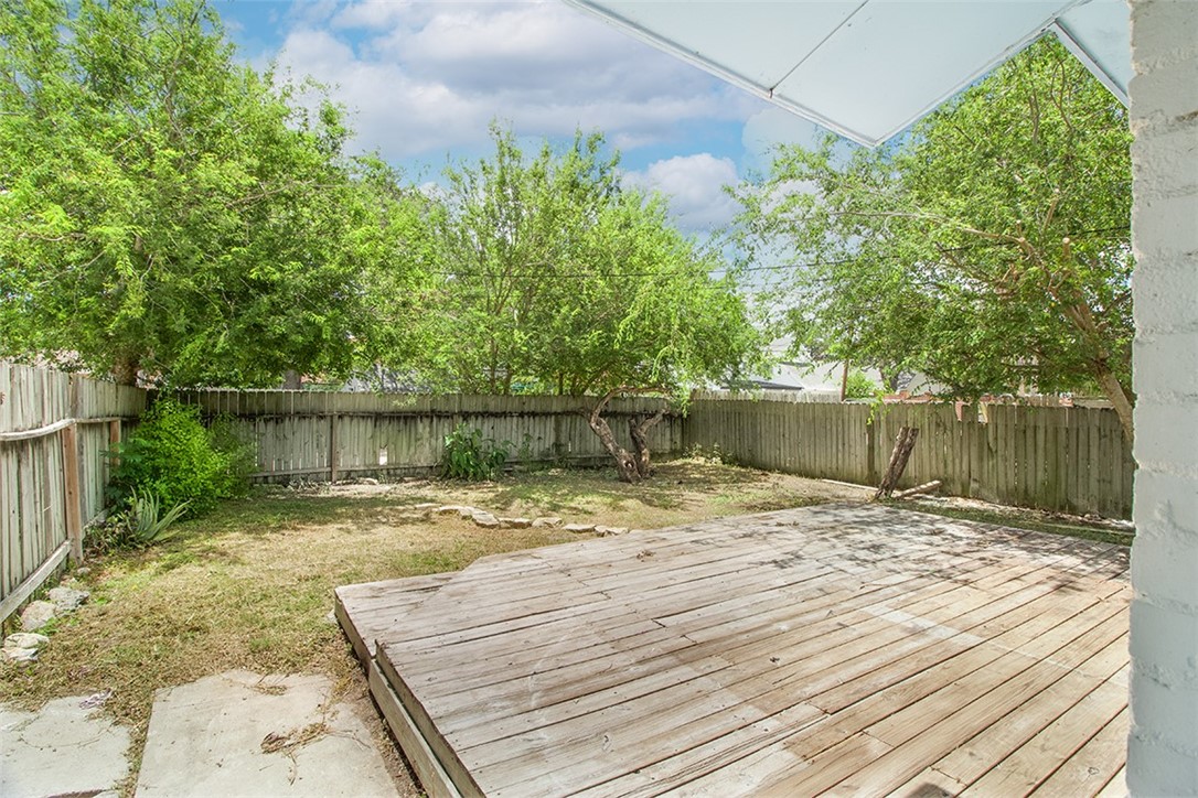 302 Wray Lane Corpus Christi TX 78412