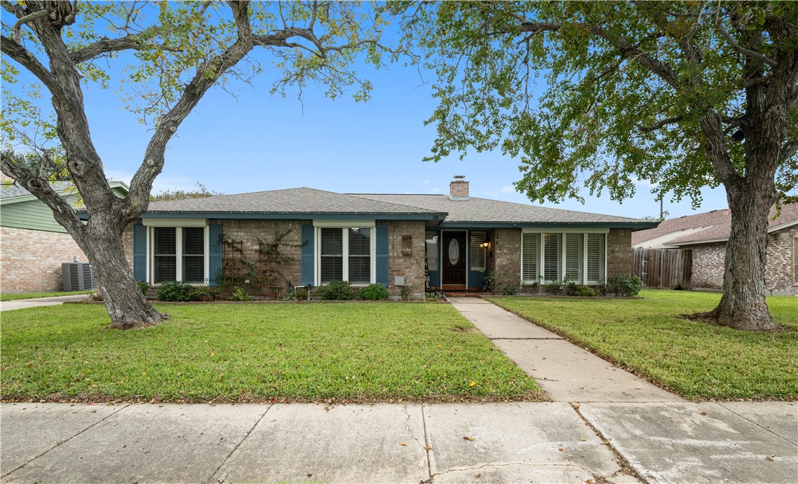 407 San Saba Drive Portland TX 78374