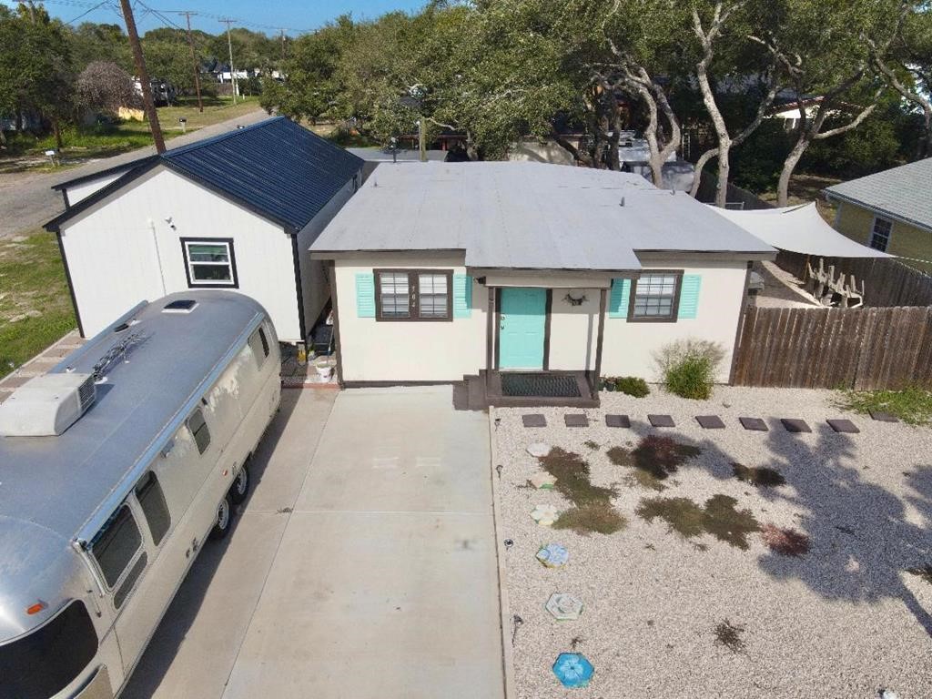 504 W Liberty Street Rockport TX 78382