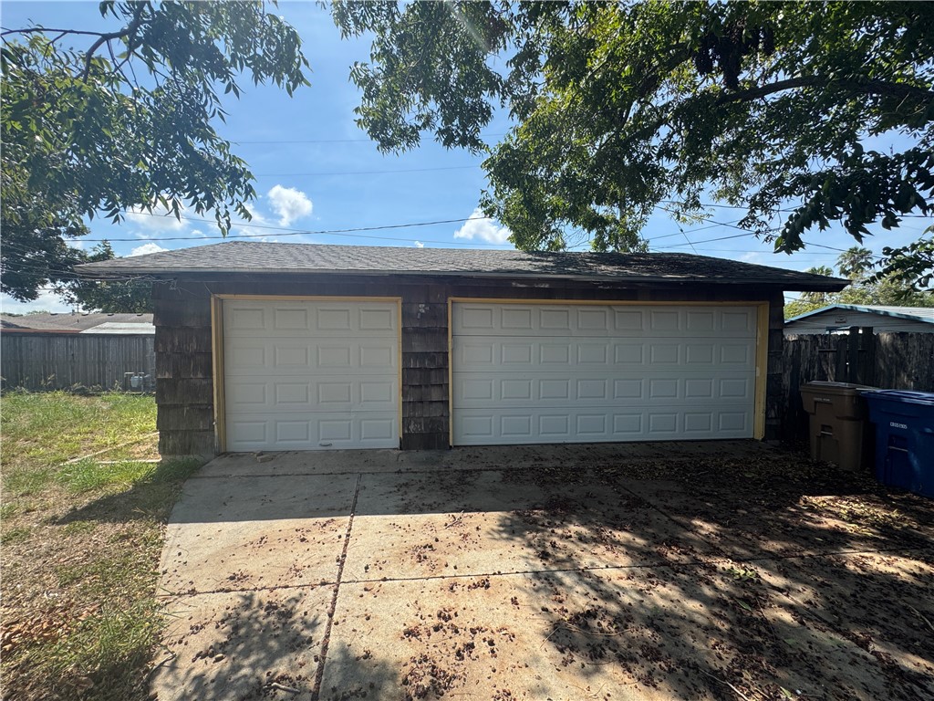 3237 Orlando Drive Corpus Christi TX 78411