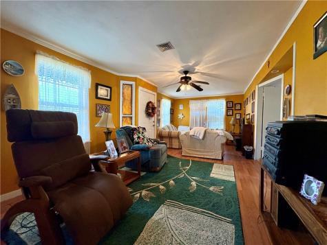 2609 W Highland Avenue Ingleside TX 78362