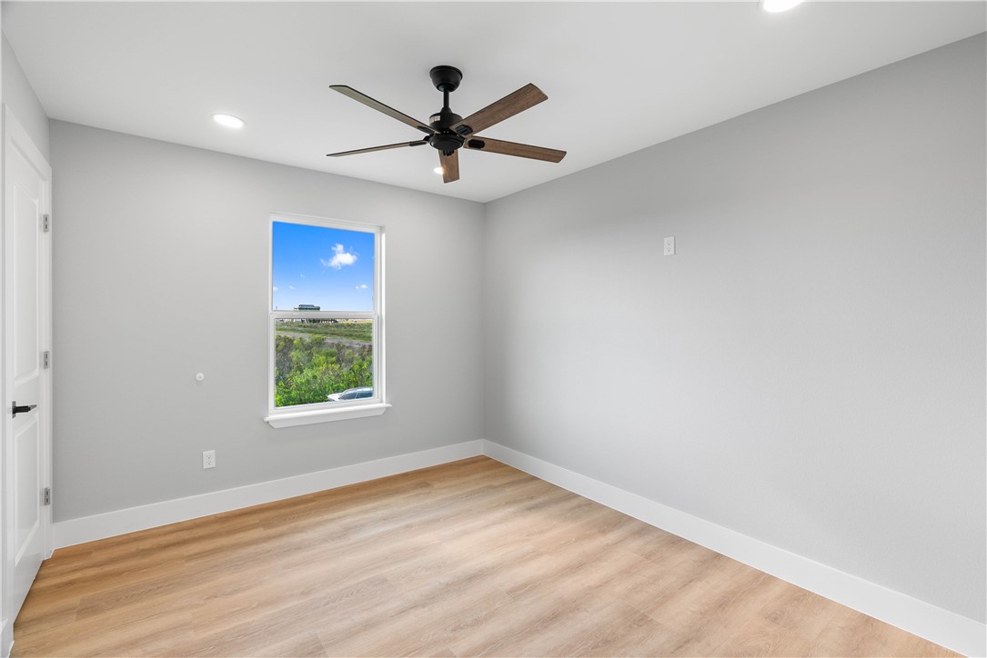 324 W Live Oak Lane Rockport TX 78382