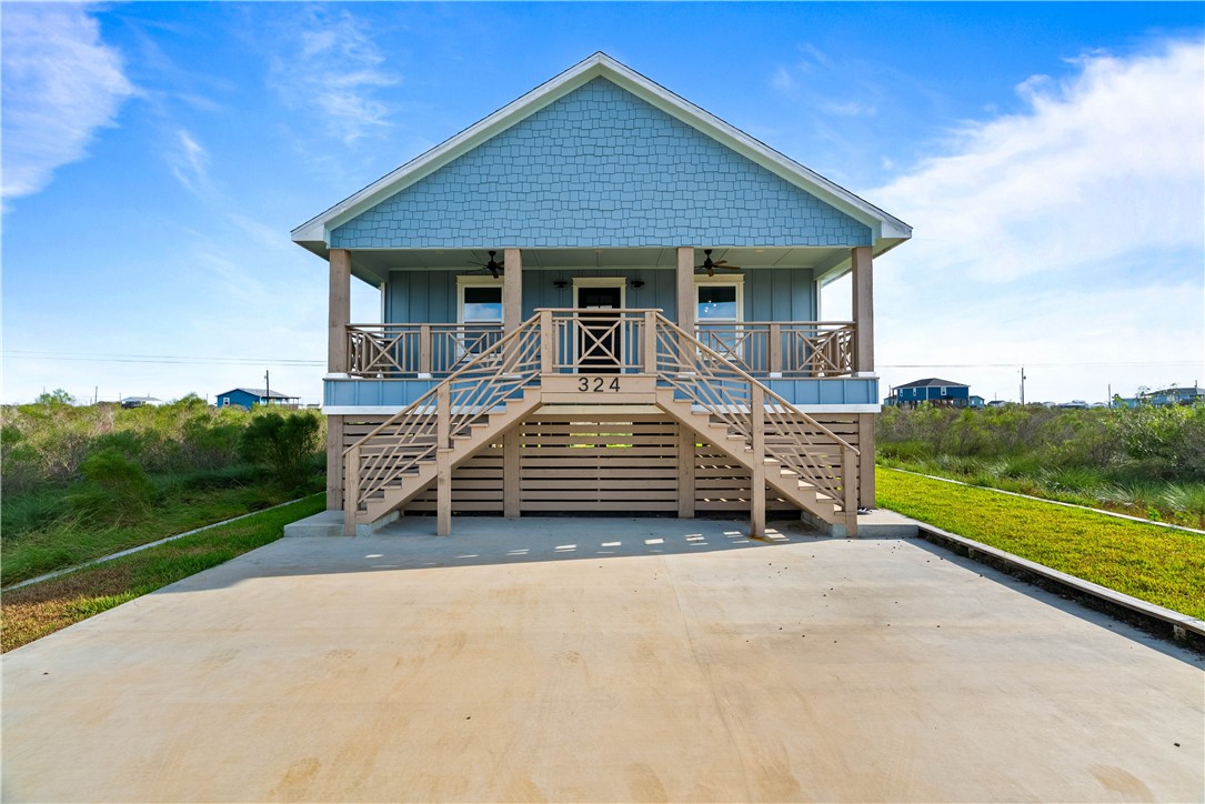 324 W Live Oak Lane Rockport TX 78382