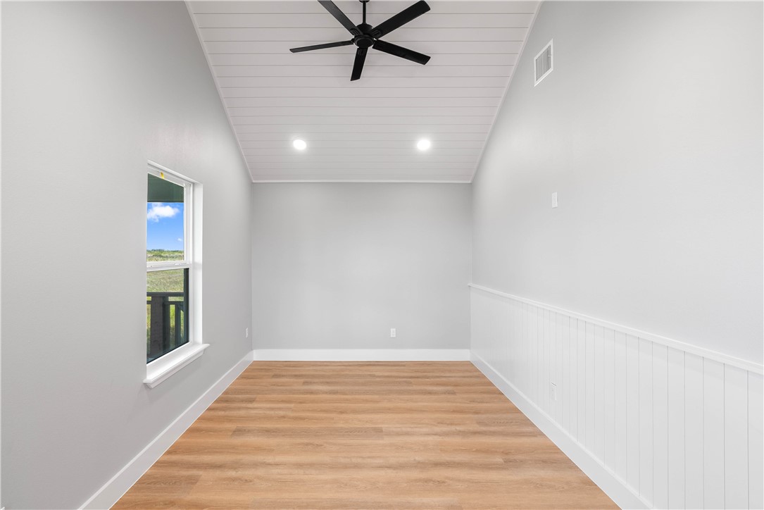 324 W Live Oak Lane Rockport TX 78382