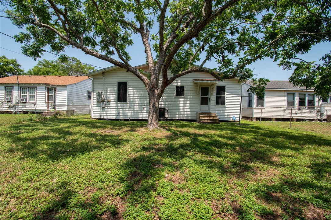 2822 Prescott Street Corpus Christi TX 78404