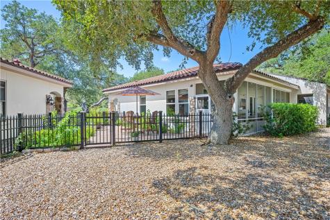 1401 Royal Oaks Fulton TX 78382