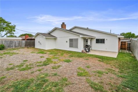 5721 Cresthaven Drive Corpus Christi TX 78415