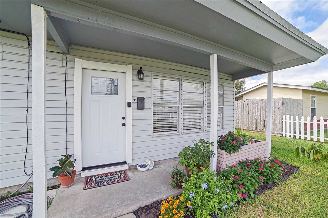 502 Waverly Drive Corpus Christi TX 78412