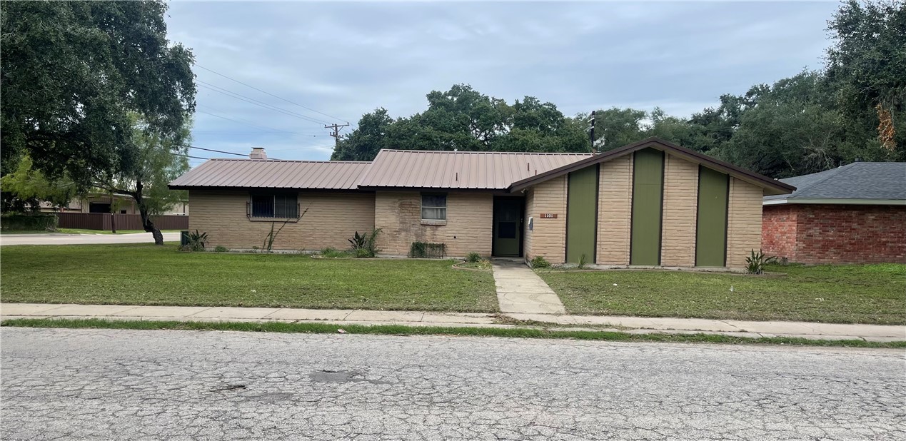 1101 Lincoln Street Alice TX 78332