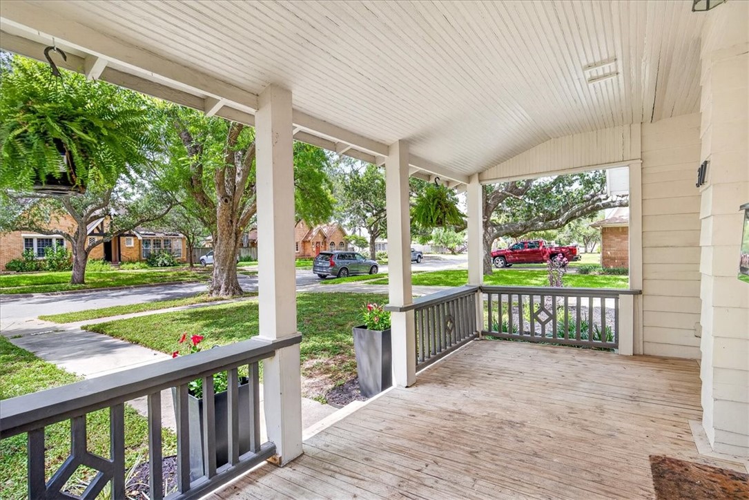 317 Atlantic Street Corpus Christi TX 78404