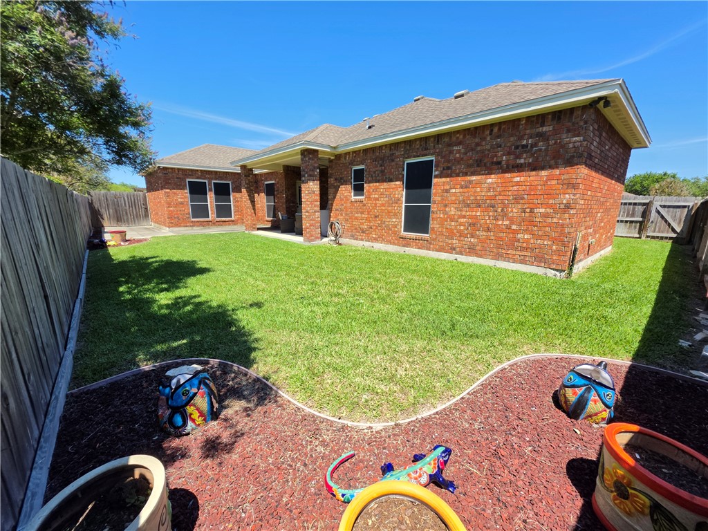 1806 Joel Court Corpus Christi TX 78418
