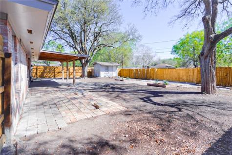 1108 N Woodlawn Drive Alice TX 78332