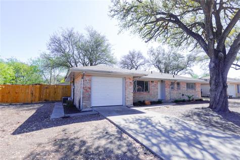 1108 N Woodlawn Drive Alice TX 78332
