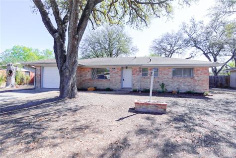 1108 N Woodlawn Drive Alice TX 78332