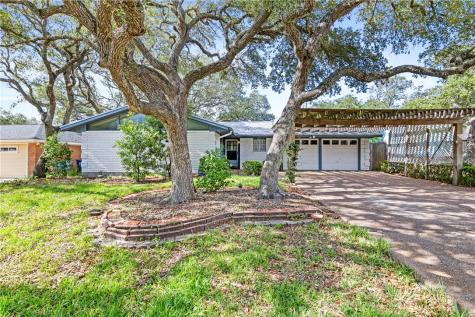 1903 Johnson Avenue Rockport TX 78382