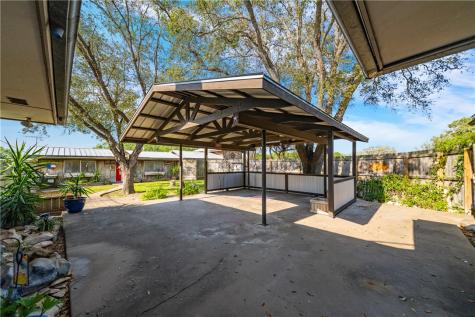 203 W Trant Kingsville TX 78363