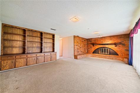 203 W Trant Kingsville TX 78363