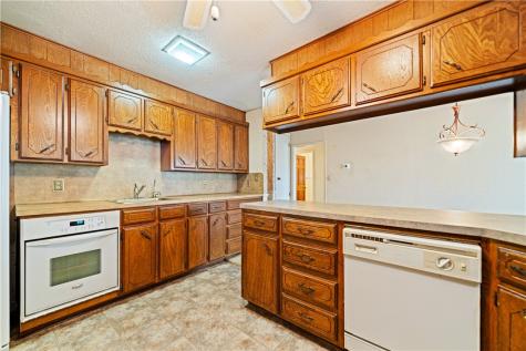 203 W Trant Kingsville TX 78363