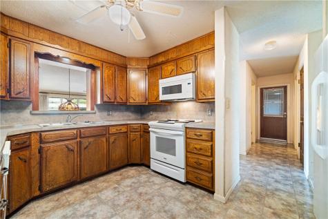 203 W Trant Kingsville TX 78363