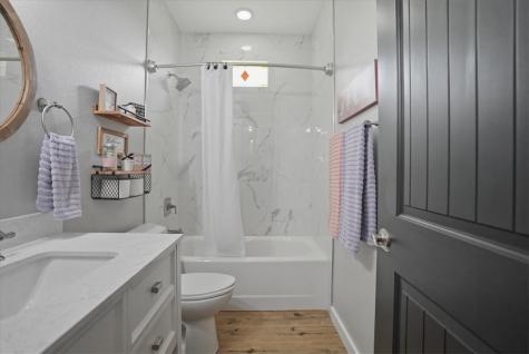 36 W Green Oak Rockport TX 78382